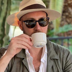 Maui Jim WAILUA Polarized Sunglasses in Rootbeer Frame w/ Bronze Lens